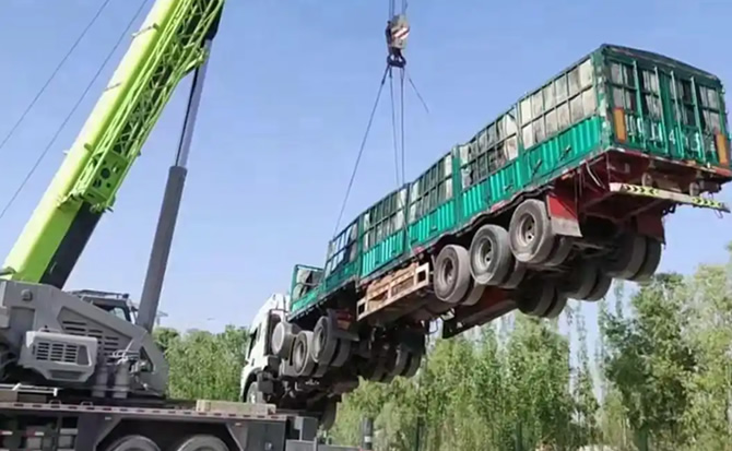 佛冈道路脱困救援案例